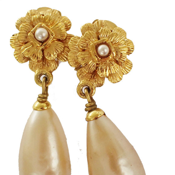 Chanel Camellia Swing Earrings 93P #78473C39B - Picture 3 of 9